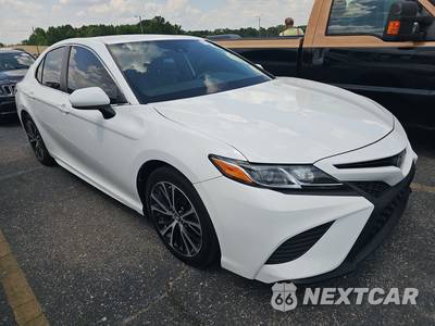 2019 Toyota Camry SE - zdjęcie 3 z 26 - miniatura
