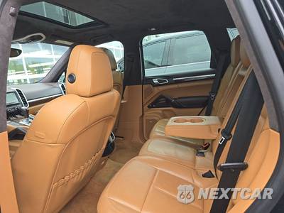 2013 Porsche Cayenne GTS - zdjęcie 13 z 28 - miniatura