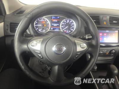 2019 Nissan Sentra S - zdjęcie 10 z 42 - miniatura