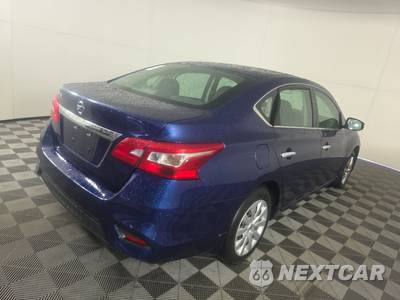 2019 Nissan Sentra S - zdjęcie 4 z 42 - miniatura