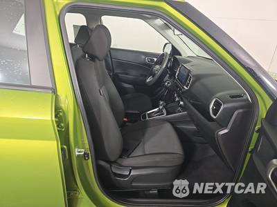2021 Hyundai Venue SE - zdjęcie 8 z 17 - miniatura
