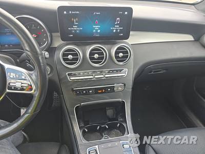 2022 Mercedes-Benz GLC 300 - zdjęcie 11 z 21 - miniatura