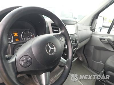 2015 Mercedes-Benz Sprinter 2500 Passenger Van Standard Roof 144.3" WB - zdjęcie 11 z 38 - miniatura
