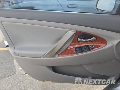2011 Toyota Camry Hybrid - zdjęcie 9 z 23 - miniatura