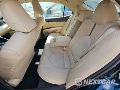 2020 Toyota Camry Hybrid LE - zdjęcie 13 z 21 - miniatura