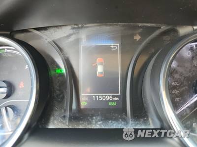 2020 Toyota Camry Hybrid LE - zdjęcie 12 z 21 - miniatura