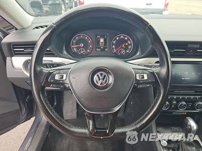 2020 Volkswagen Passat 2.0T SE - zdjęcie 10 z 24 - miniatura