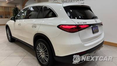 2025 Mercedes-Benz GLC 300 - zdjęcie 3 z 21 - miniatura