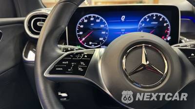 2025 Mercedes-Benz GLC 300 - zdjęcie 14 z 21 - miniatura