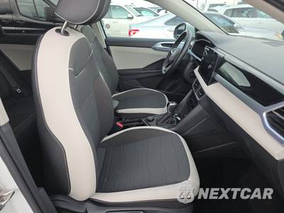 2025 Volkswagen Taos SE - zdjęcie 8 z 24 - miniatura
