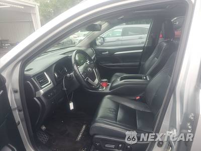 2017 Toyota Highlander XLE - zdjęcie 7 z 22 - miniatura