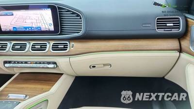 2025 Mercedes-Benz GLS 450 4MATIC - zdjęcie 39 z 50 - miniatura