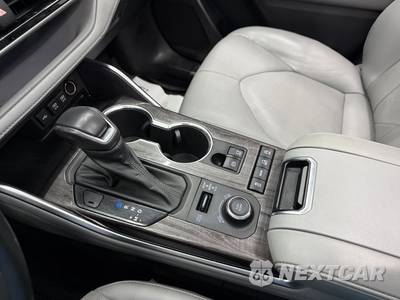 2021 Toyota Highlander Platinum - zdjęcie 19 z 30 - miniatura