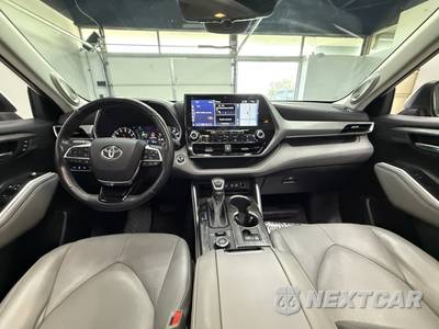 2021 Toyota Highlander Platinum - zdjęcie 13 z 30 - miniatura