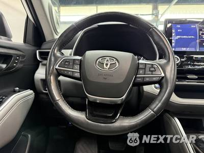 2021 Toyota Highlander Platinum - zdjęcie 14 z 30 - miniatura