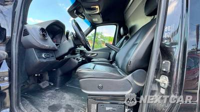 2020 Mercedes-Benz Sprinter 3500XD Cargo Van DRW High Roof 170.0" WB - zdjęcie 15 z 37 - miniatura