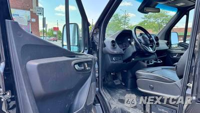 2020 Mercedes-Benz Sprinter 3500XD Cargo Van DRW High Roof 170.0" WB - zdjęcie 11 z 37 - miniatura