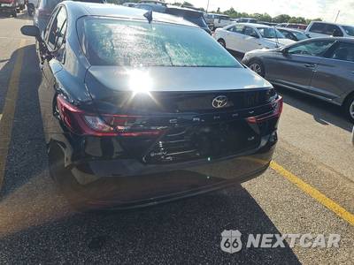 2025 Toyota Camry LE - zdjęcie 5 z 17 - miniatura