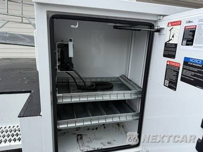 2021 Ford Super Duty F-550 Cab Chassis XL Regular Cab DRW - zdjęcie 34 z 70 - miniatura