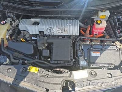 2014 Toyota Prius Three - zdjęcie 15 z 35 - miniatura
