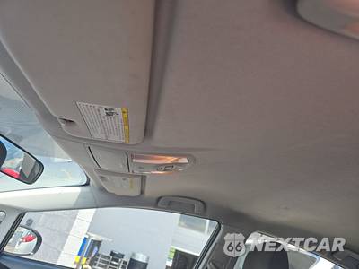 2014 Toyota Prius Three - zdjęcie 18 z 35 - miniatura
