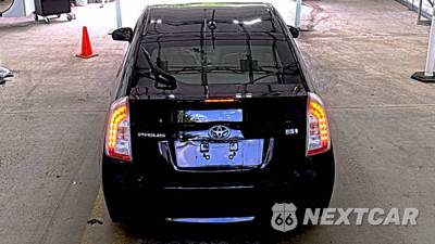 2014 Toyota Prius Three - zdjęcie 5 z 35 - miniatura