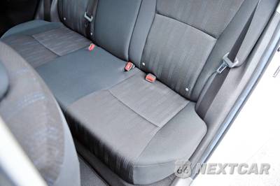 2012 Toyota Matrix S - zdjęcie 15 z 41 - miniatura