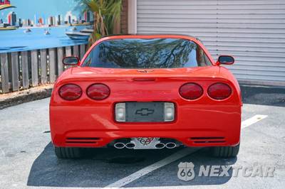 2004 Chevrolet Corvette Coupe - zdjęcie 27 z 44 - miniatura