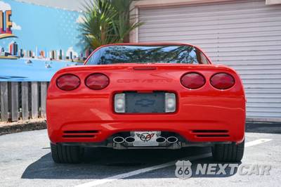 2004 Chevrolet Corvette Coupe - zdjęcie 28 z 44 - miniatura
