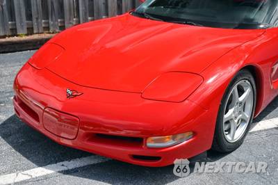 2004 Chevrolet Corvette Coupe - zdjęcie 4 z 44 - miniatura