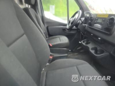 2019 Mercedes-Benz Sprinter 2500 Cargo Van Standard Roof 144.0" WB - zdjęcie 8 z 16 - miniatura