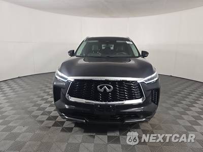 2022 INFINITI LUXE - zdjęcie 2 z 17 - miniatura