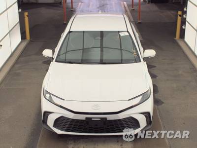 2025 Toyota Camry SE - zdjęcie 2 z 29 - miniatura