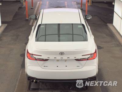2025 Toyota Camry SE - zdjęcie 5 z 29 - miniatura