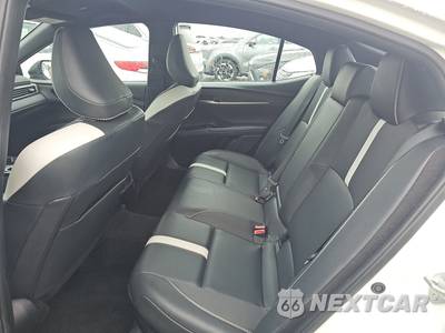 2025 Toyota Camry SE - zdjęcie 13 z 29 - miniatura