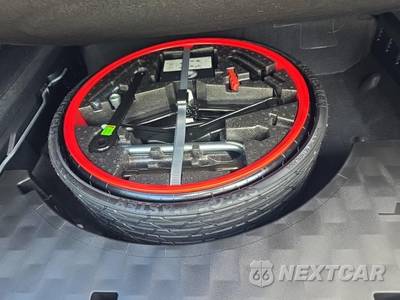 2021 Porsche Cayenne Coupe - zdjęcie 7 z 26 - miniatura