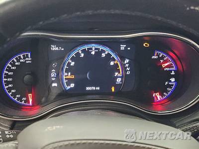 2018 Jeep Grand Cherokee Trackhawk - zdjęcie 12 z 17 - miniatura