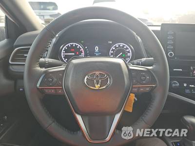 2024 Toyota Camry SE - zdjęcie 10 z 21 - miniatura