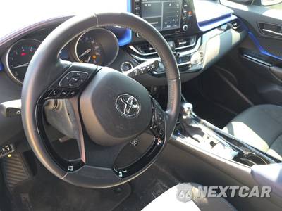 2021 Toyota C-HR XLE - zdjęcie 11 z 23 - miniatura