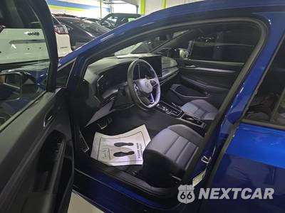 2026 Volkswagen Golf R - zdjęcie 13 z 24 - miniatura