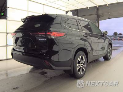 2023 Toyota Highlander Hybrid XLE - zdjęcie 4 z 32 - miniatura