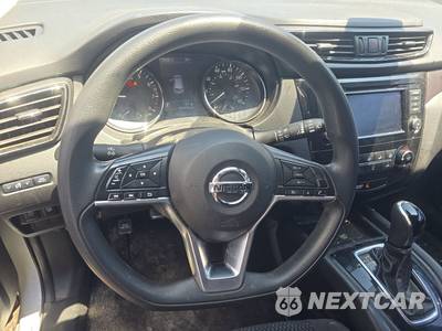 2020 Nissan Rogue Sport S - zdjęcie 10 z 33 - miniatura