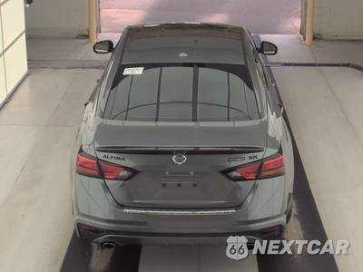 2022 Nissan Altima SR - zdjęcie 5 z 35 - miniatura