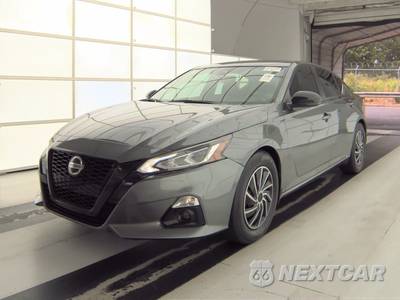 2022 Nissan Altima SR - zdjęcie 1 z 35 - miniatura