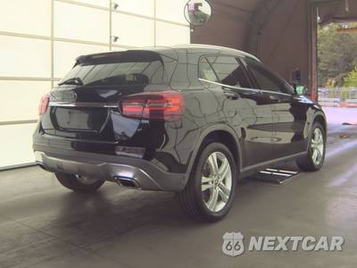 2019 Mercedes-Benz GLA 250 - zdjęcie 4 z 33 - miniatura