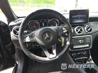 2019 Mercedes-Benz GLA 250 - zdjęcie 10 z 33 - miniatura