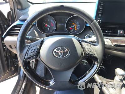 2019 Toyota C-HR XLE - zdjęcie 10 z 35 - miniatura