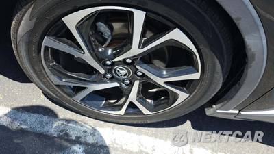 2019 Toyota C-HR XLE - zdjęcie 35 z 35 - miniatura