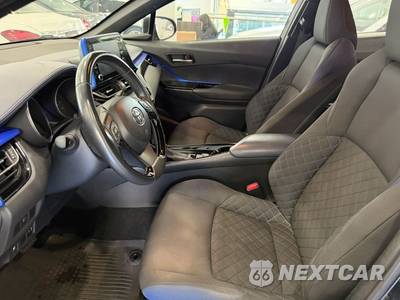 2020 Toyota C-HR XLE - zdjęcie 9 z 28 - miniatura