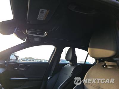 2025 Mercedes-Benz C 300 4MATIC - zdjęcie 18 z 18 - miniatura